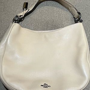 Coach. Nomad crossbody hobo
